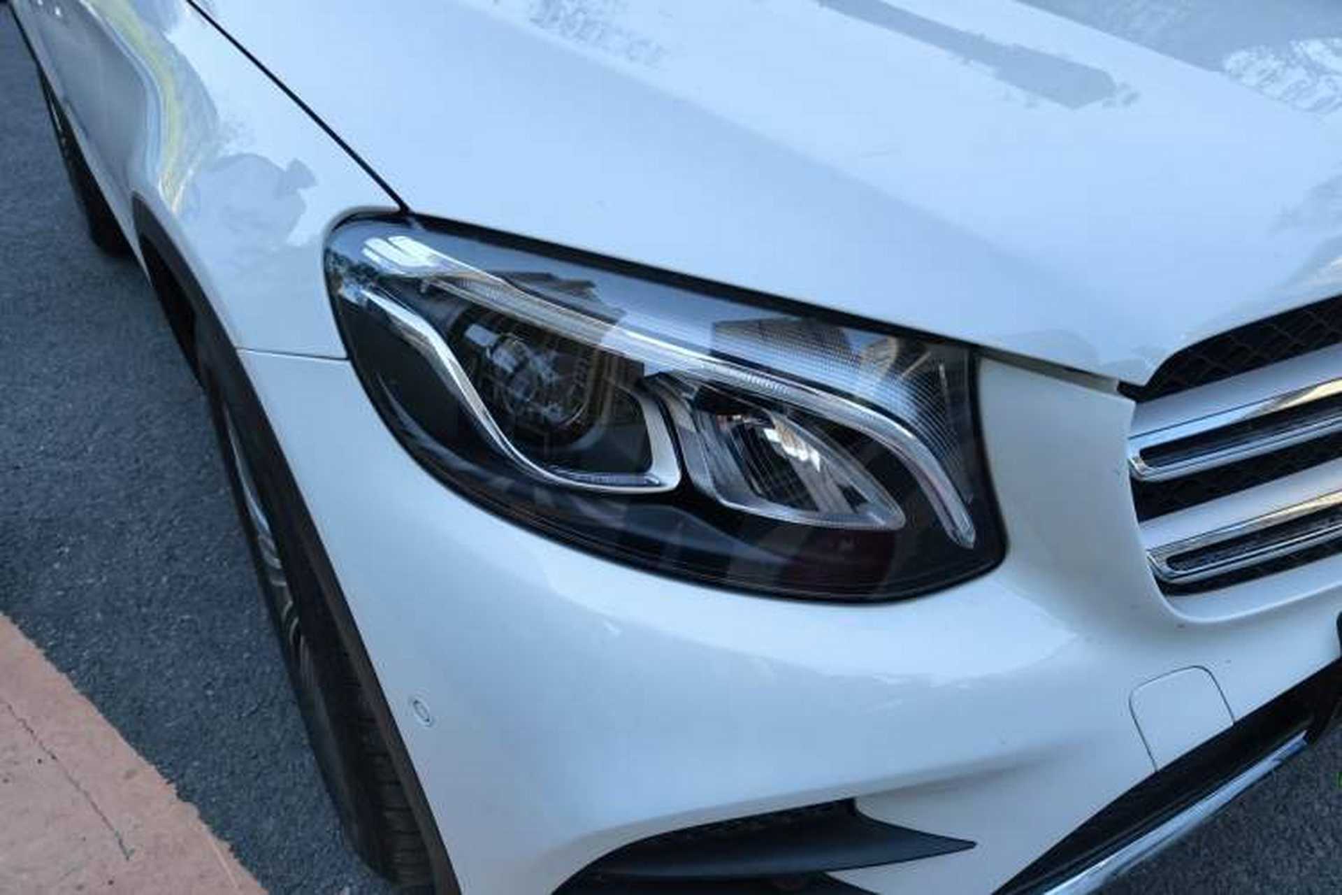 Used Mercedes-Benz GLC 2017 GLC 260 4MATIC Dynamic Edition Right Front Headlight