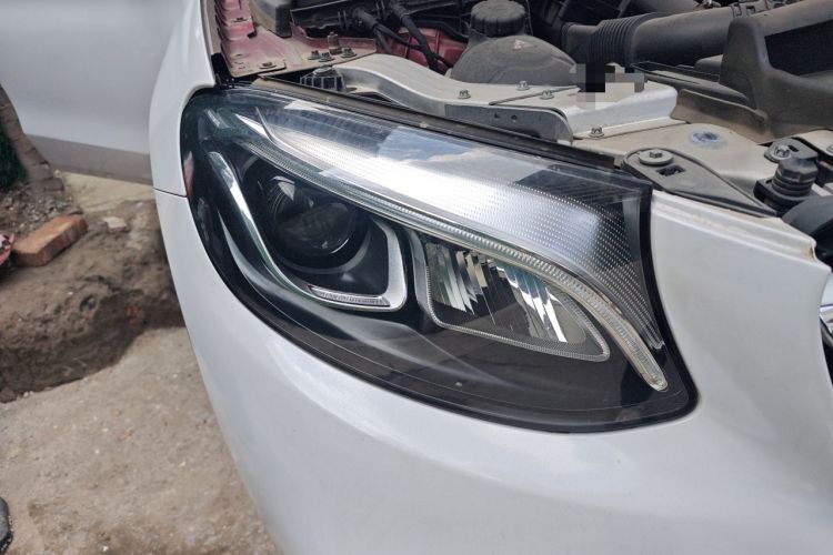 Used Mercedes-Benz GLC 2017 GLC 260 4MATIC Dynamic Edition Right Front Headlight