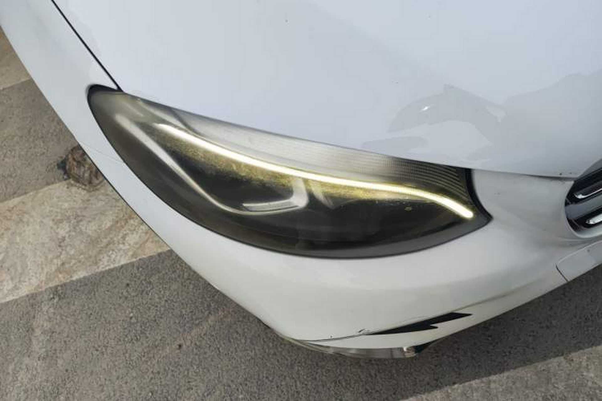Used Mercedes-Benz GLC 2017 GLC 260 4MATIC Luxury Model Right Front Headlight