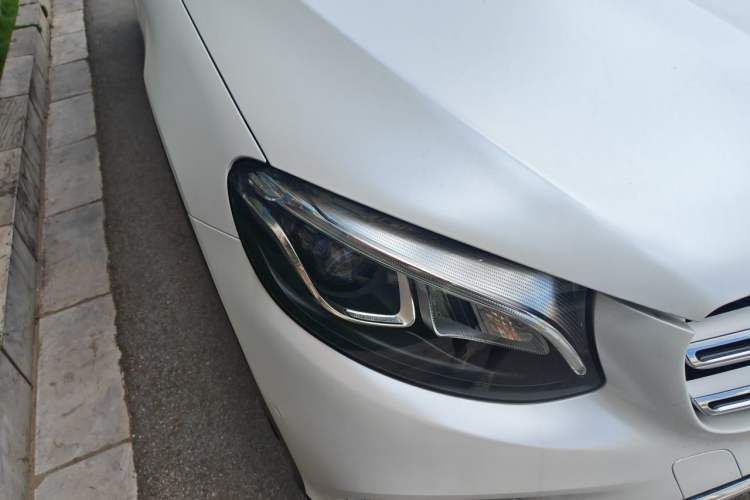Used Mercedes-Benz GLC 2017 GLC 260 4MATIC Dynamic Edition Right Front Headlight