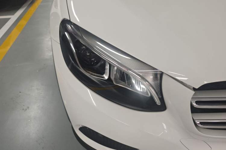 Used Mercedes-Benz GLC 2017 GLC 200 4MATIC Right Front Headlight