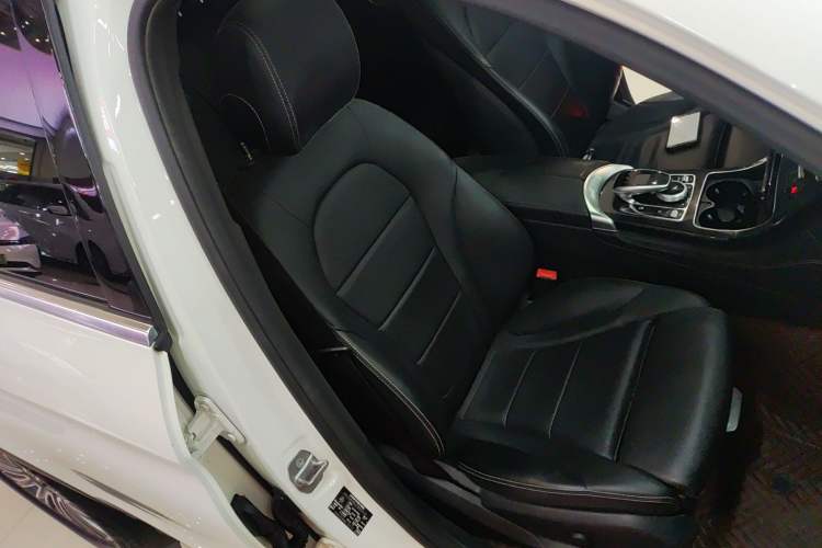 Used Mercedes-Benz GLC 2017 GLC 200 4MATIC Right Front Seat