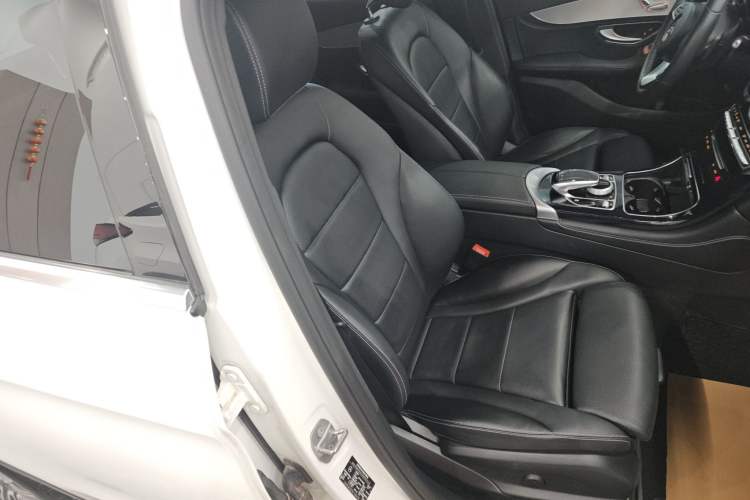 Used Mercedes-Benz GLC 2017 GLC 200 4MATIC Right Front Seat