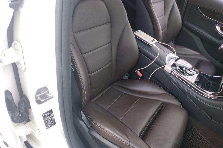 Used Mercedes-Benz GLC 2017 GLC 260 4MATIC Luxury Model Right Front Seat