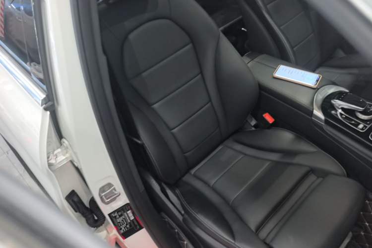 Used Mercedes-Benz GLC 2017 GLC 200 4MATIC Right Front Seat
