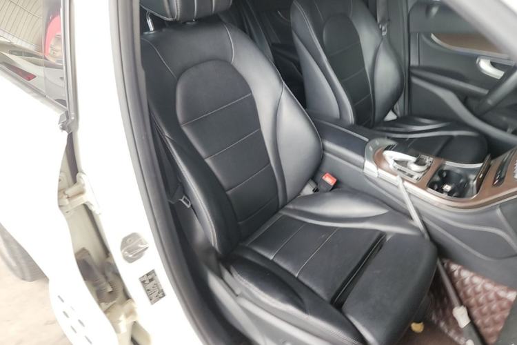 Used Mercedes-Benz GLC 2017 GLC 300 4MATIC Sport Edition Right Front Seat