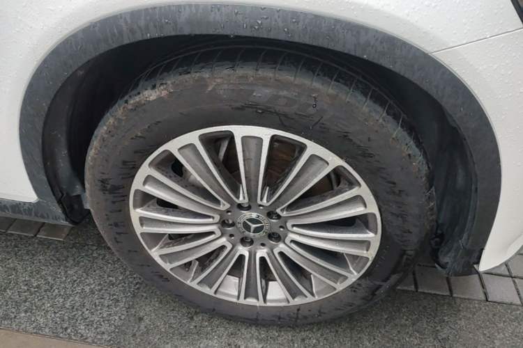 Used Mercedes-Benz GLC 2017 GLC 260 4MATIC Dynamic Edition Right Front Wheel Hub
