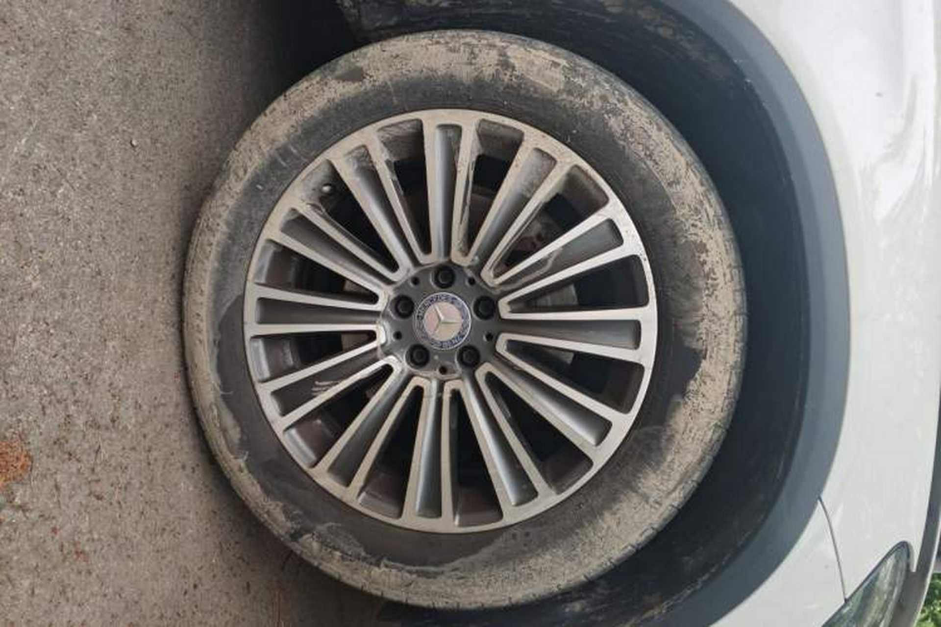 Used Mercedes-Benz GLC 2017 GLC 260 4MATIC Dynamic Edition Right Front Wheel Hub