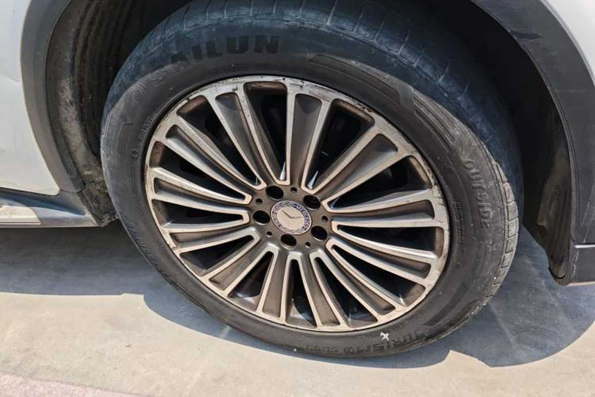 Used Mercedes-Benz GLC 2017 GLC 200 4MATIC Right Front Wheel Hub