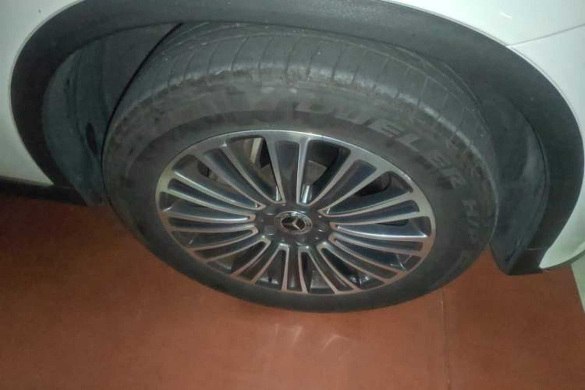 Used Mercedes-Benz GLC 2017 GLC 260 4MATIC Dynamic Edition Right Front Wheel Hub