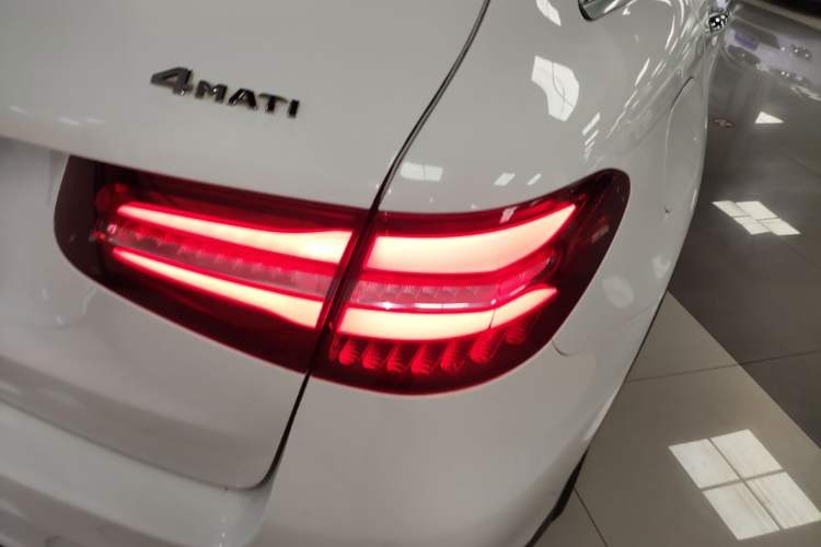Used Mercedes-Benz GLC 2017 GLC 260 4MATIC Dynamic Edition Right Rear Taillight