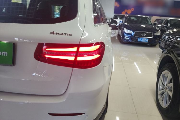 Used Mercedes-Benz GLC 2017 GLC 300 4MATIC Sport Edition Right Rear Taillight