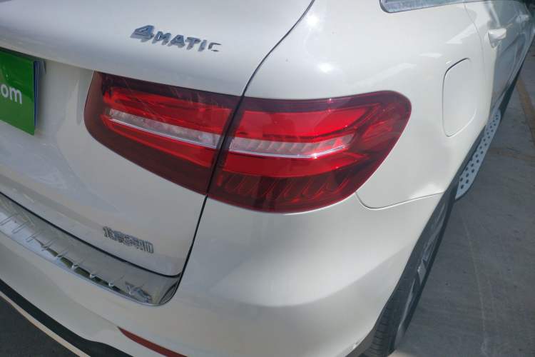 Used Mercedes-Benz GLC 2017 GLC 260 4MATIC Luxury Model Right Rear Taillight
