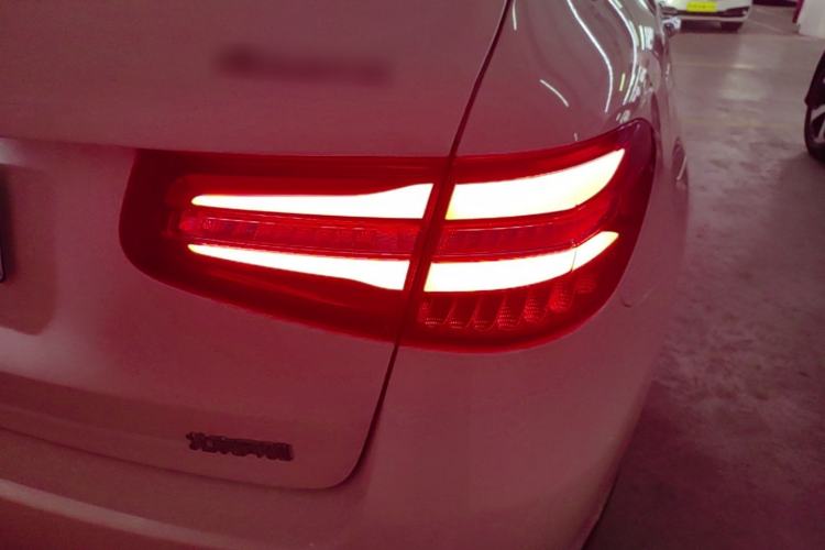 Used Mercedes-Benz GLC 2017 GLC 260 4MATIC Luxury Model Right Rear Taillight