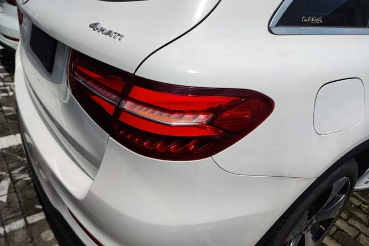 Used Mercedes-Benz GLC 2017 GLC 300 4MATIC Sport Edition Right Rear Taillight