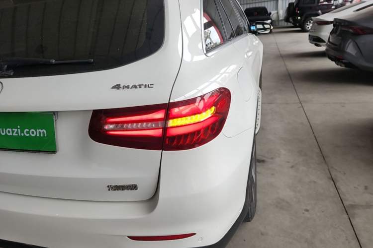 Used Mercedes-Benz GLC 2017 GLC 300 4MATIC Sport Edition Right Rear Taillight