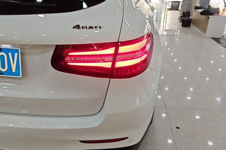 Used Mercedes-Benz GLC 2017 GLC 260 4MATIC Luxury Model Right Rear Taillight