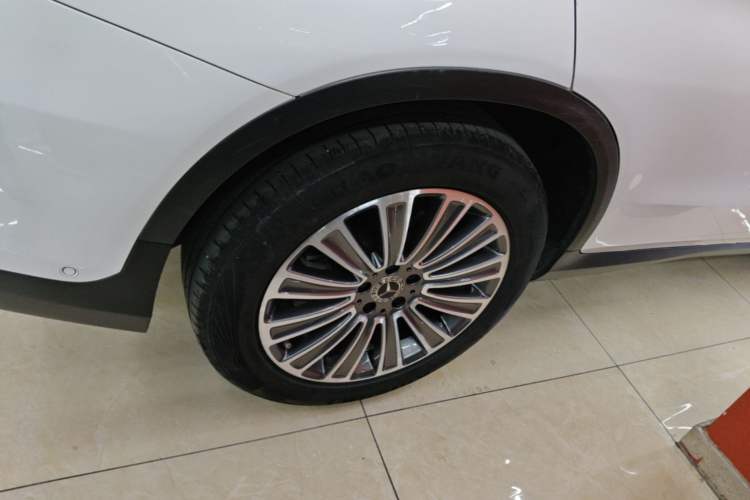 Used Mercedes-Benz GLC 2017 GLC 260 4MATIC Dynamic Edition Right Rear Wheel Hub