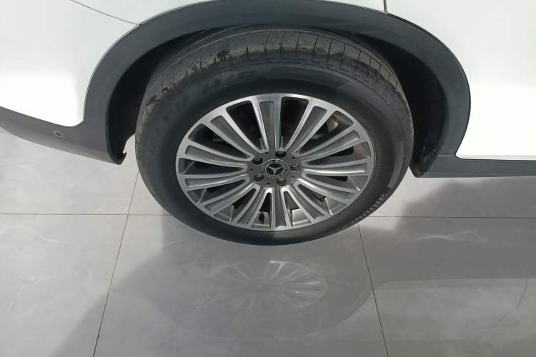 Used Mercedes-Benz GLC 2017 GLC 200 4MATIC Right Rear Wheel Hub