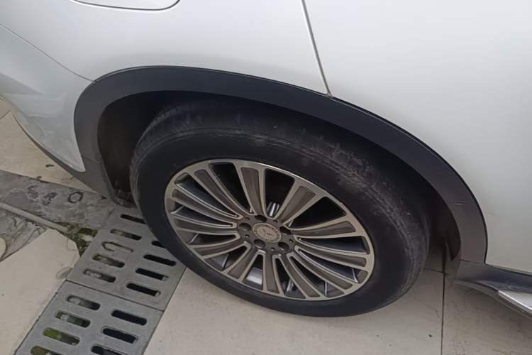 Used Mercedes-Benz GLC 2017 GLC 260 4MATIC Dynamic Edition Right Rear Wheel Hub