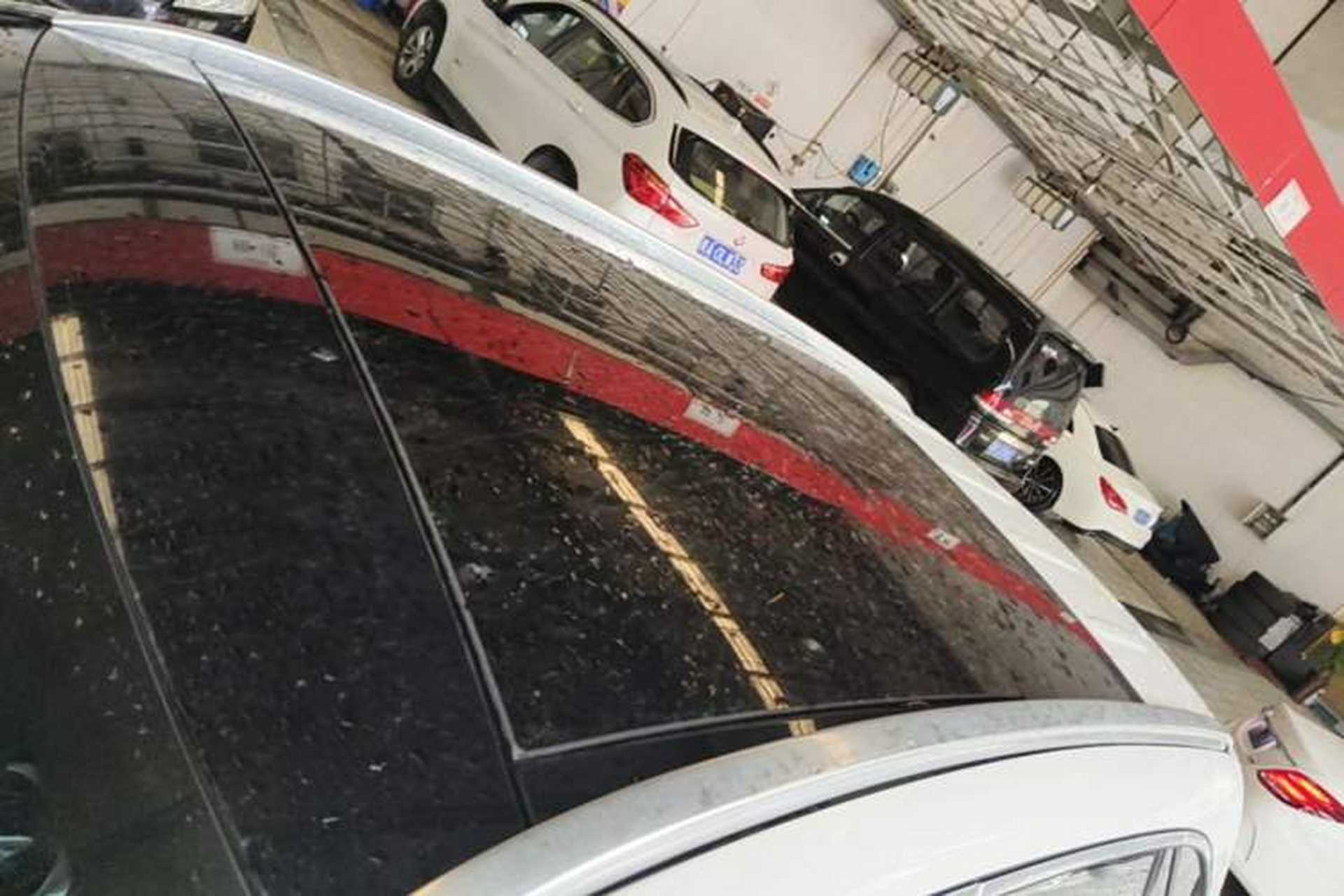 Used Mercedes-Benz GLC 2017 GLC 260 4MATIC Luxury Model Roof