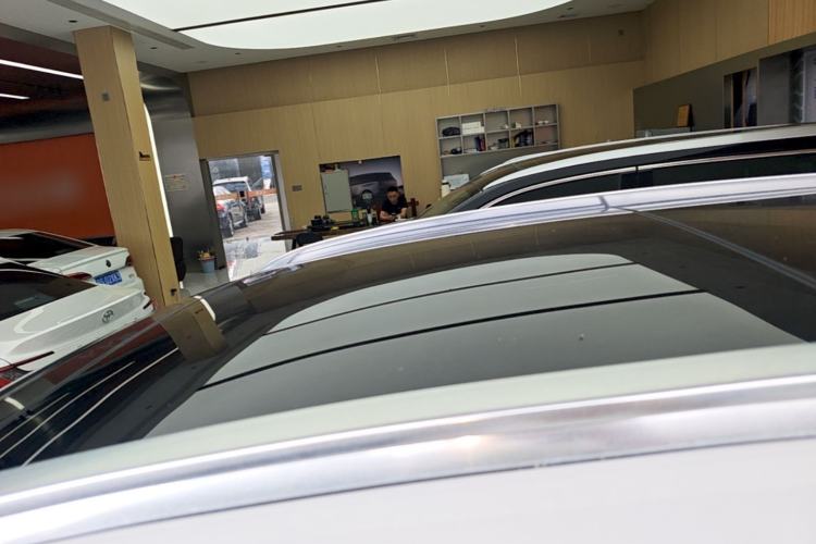 Used Mercedes-Benz GLC 2017 GLC 260 4MATIC Luxury Model Roof