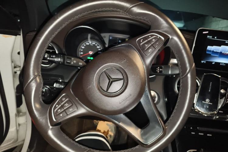 Used Mercedes-Benz GLC 2017 GLC 200 4MATIC Steering Wheel