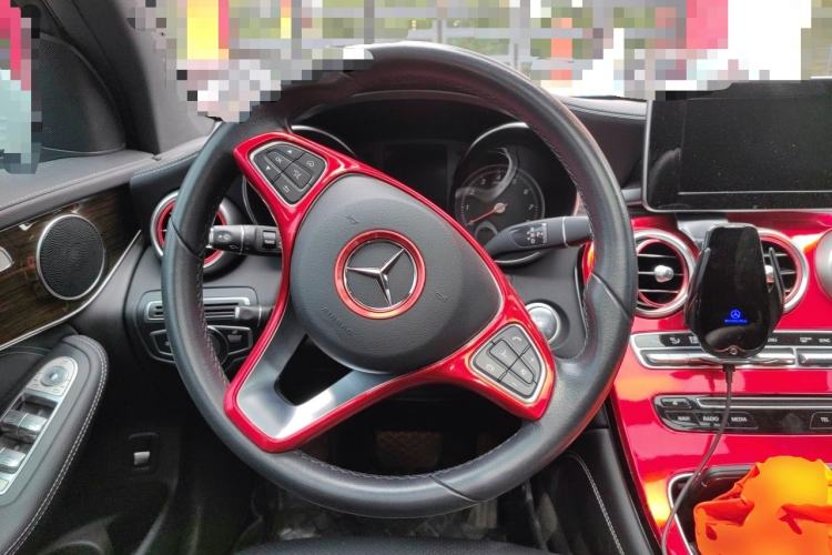 Used Mercedes-Benz GLC 2017 GLC 260 4MATIC Dynamic Edition Steering Wheel