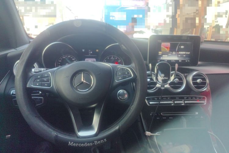 Used Mercedes-Benz GLC 2017 GLC 260 4MATIC Dynamic Edition Steering Wheel