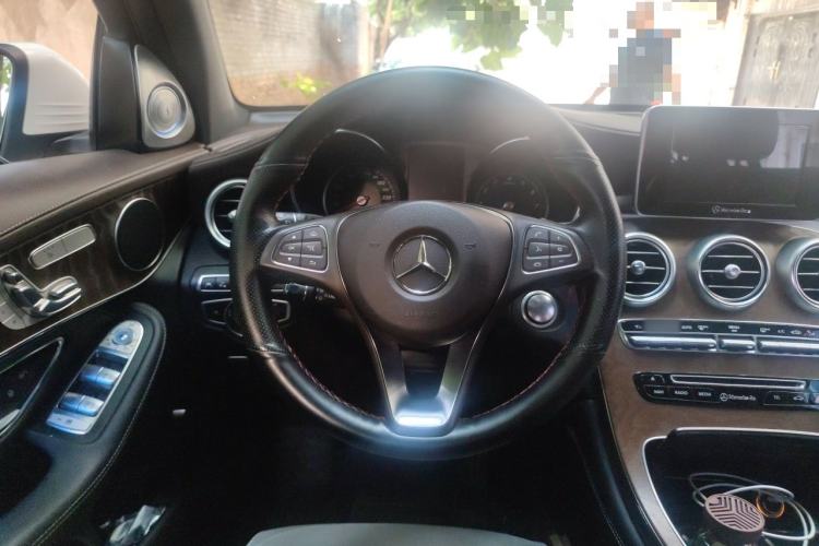 Used Mercedes-Benz GLC 2017 GLC 300 4MATIC Sport Edition Steering Wheel