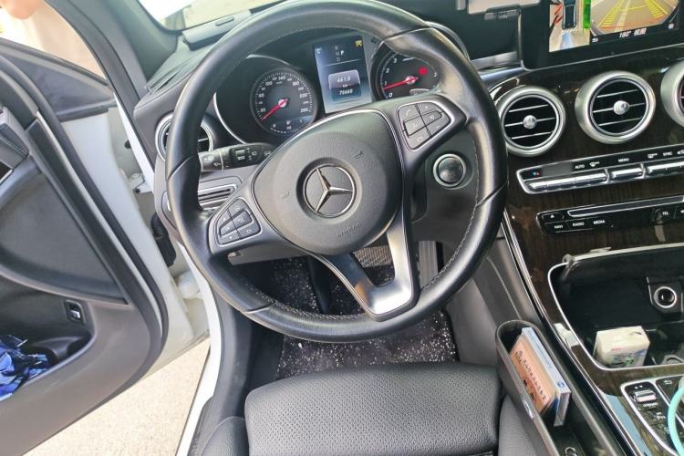Used Mercedes-Benz GLC 2017 GLC 260 4MATIC Dynamic Edition Steering Wheel