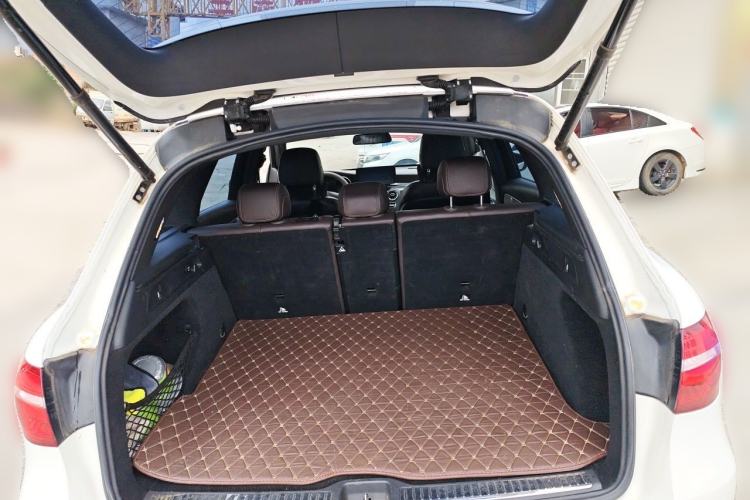 Used Mercedes-Benz GLC 2017 GLC 200 4MATIC Trunk