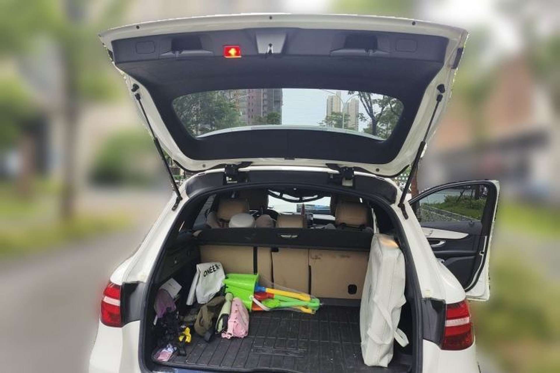 Used Mercedes-Benz GLC 2017 GLC 200 4MATIC Trunk