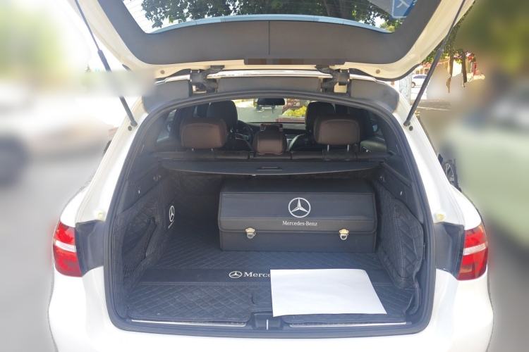 Used Mercedes-Benz GLC 2017 GLC 300 4MATIC Sport Edition Trunk