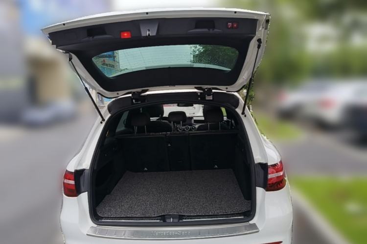 Used Mercedes-Benz GLC 2017 GLC 200 4MATIC Trunk