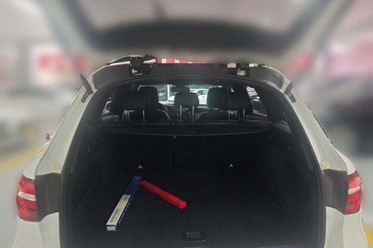 Used Mercedes-Benz GLC 2017 GLC 200 4MATIC Trunk