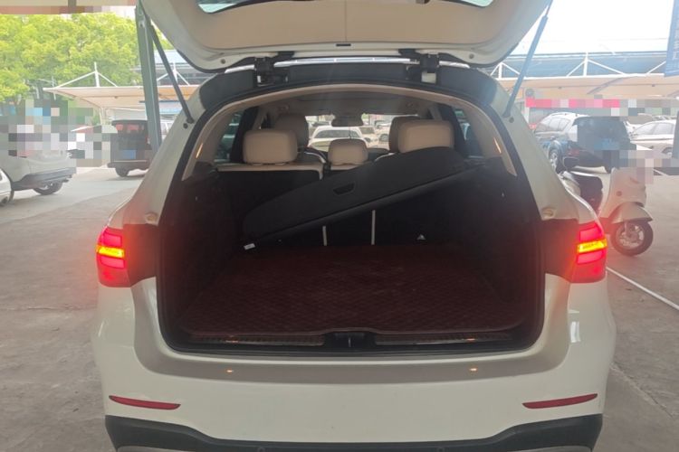 Used Mercedes-Benz GLC 2017 GLC 300 4MATIC Sport Edition Trunk