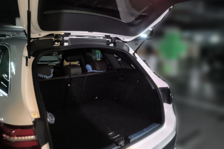 Used Mercedes-Benz GLC 2017 GLC 200 4MATIC Trunk