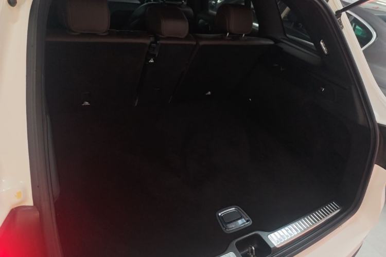 Used Mercedes-Benz GLC 2017 GLC 200 4MATIC Trunk