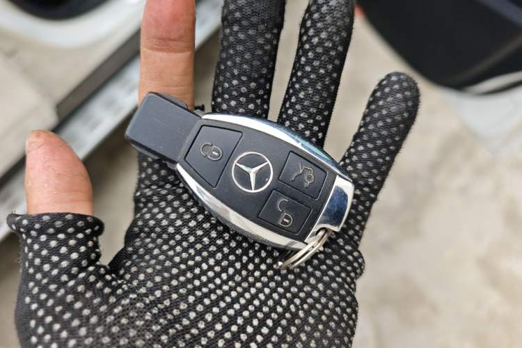 Used Mercedes-Benz GLC 2017 GLC 260 4MATIC Luxury Model Vehicle Key