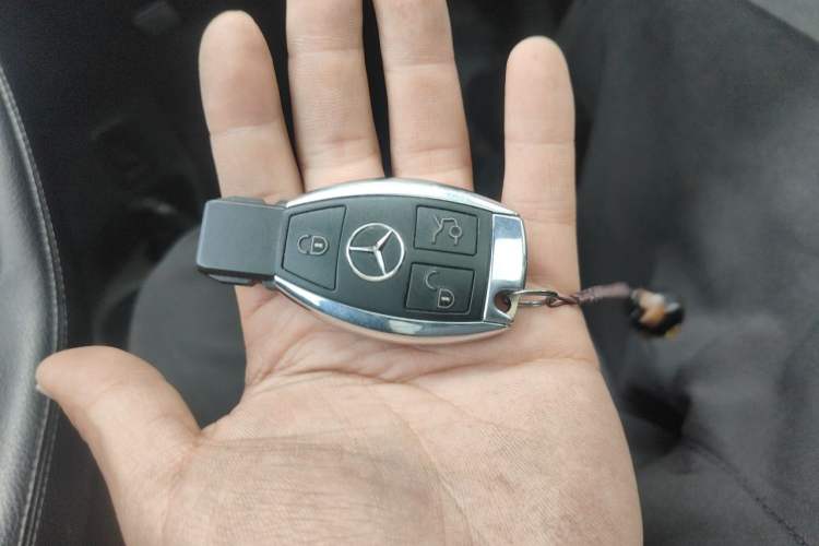 Used Mercedes-Benz GLC 2017 GLC 260 4MATIC Dynamic Edition Vehicle Key