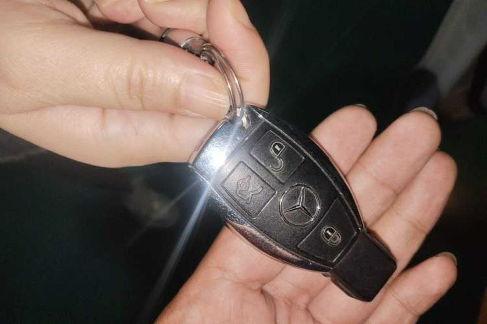 Used Mercedes-Benz GLC 2017 GLC 260 4MATIC Luxury Model Vehicle Key