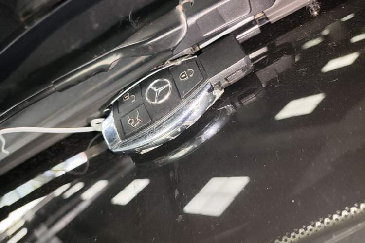 Used Mercedes-Benz GLC 2017 GLC 260 4MATIC Dynamic Edition Vehicle Key