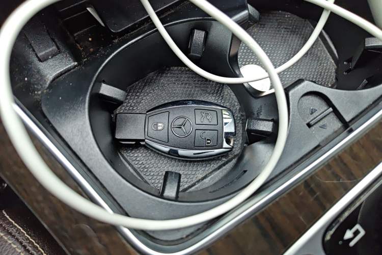 Used Mercedes-Benz GLC 2017 GLC 260 4MATIC Dynamic Edition Vehicle Key