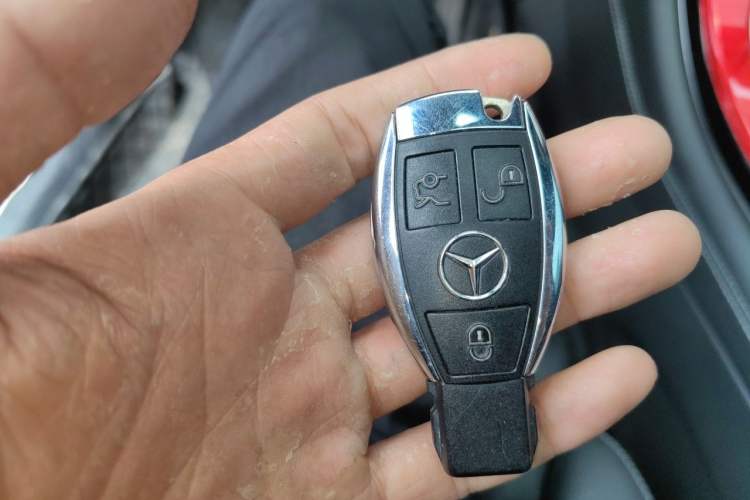 Used Mercedes-Benz GLC 2017 GLC 260 4MATIC Dynamic Edition Vehicle Key