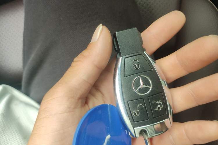 Used Mercedes-Benz GLC 2017 GLC 260 4MATIC Dynamic Edition Vehicle Key
