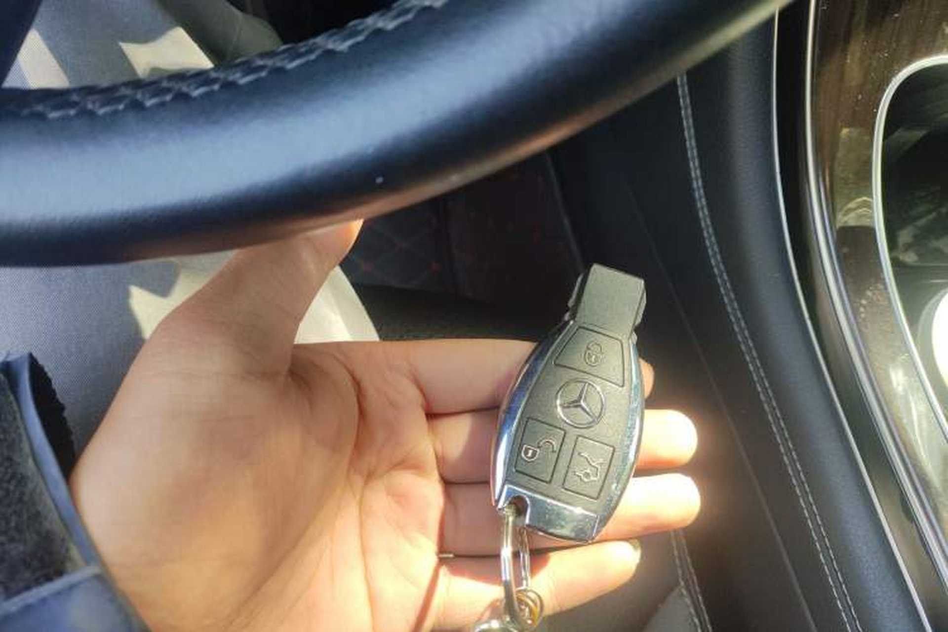 Used Mercedes-Benz GLC 2017 GLC 260 4MATIC Dynamic Edition Vehicle Key