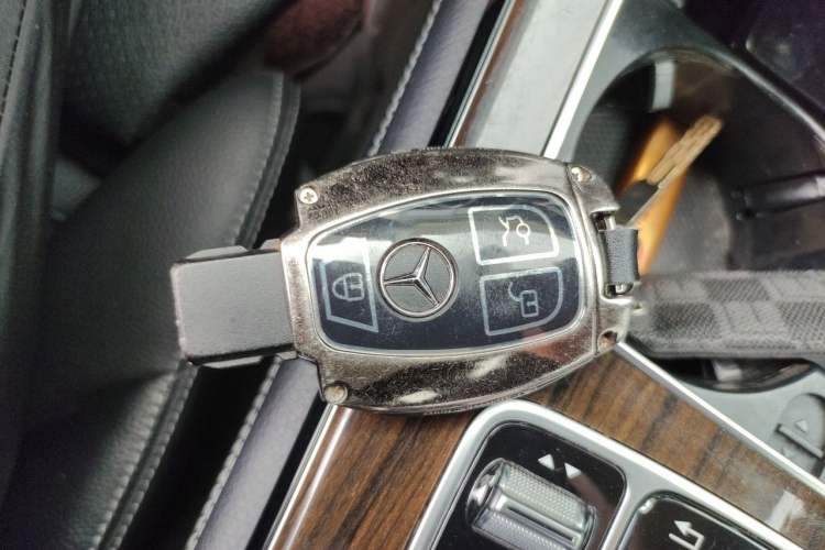 Used Mercedes-Benz GLC 2017 GLC 260 4MATIC Dynamic Edition Vehicle Key