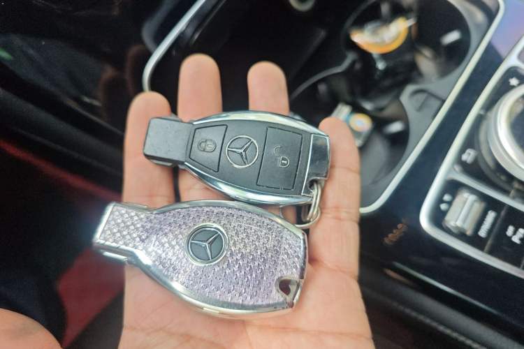 Used Mercedes-Benz GLC 2017 GLC 200 4MATIC Vehicle Key