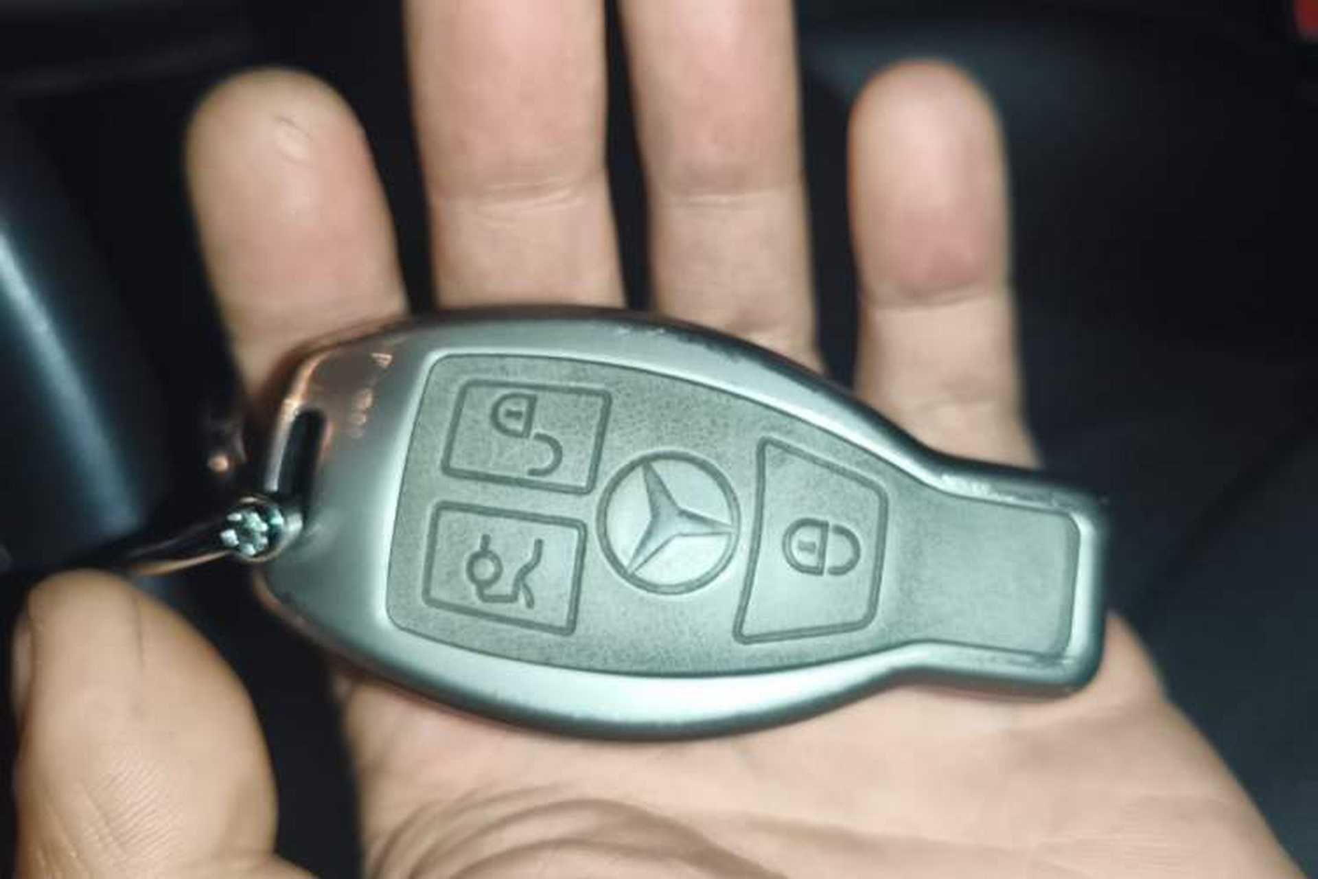 Used Mercedes-Benz GLC 2017 GLC 260 4MATIC Dynamic Edition Vehicle Key